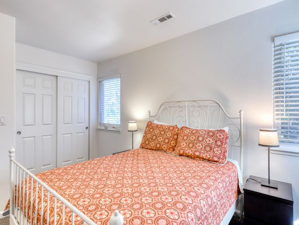 Yosemite Area Home 984556