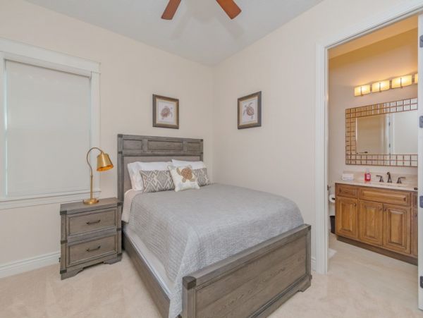 Treasure Island Beachfront Vacation Rental 6-Bedroom Gulf Coast Luxury Home with Pool