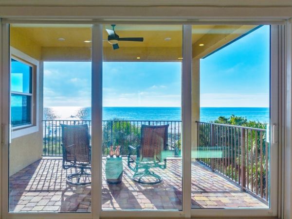 Treasure Island Beachfront Vacation Rental 6-Bedroom Gulf Coast Luxury Home with Pool