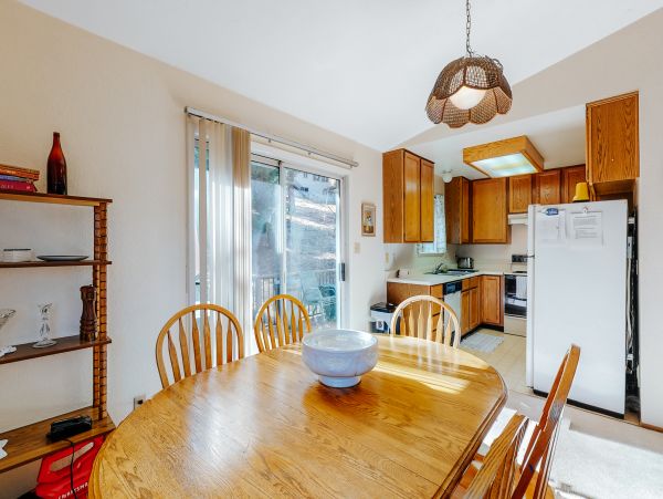 Yosemite Area Home 984559