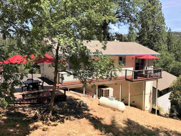 Yosemite Area Home 984559