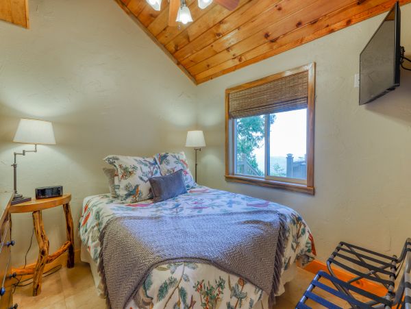 Yosemite Area Home 984560
