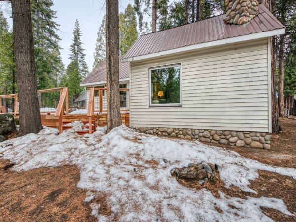 Yosemite Area Home 984561