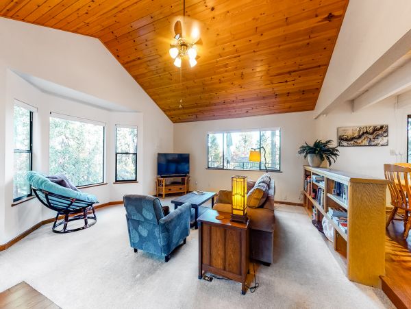 Yosemite Area Home 984563