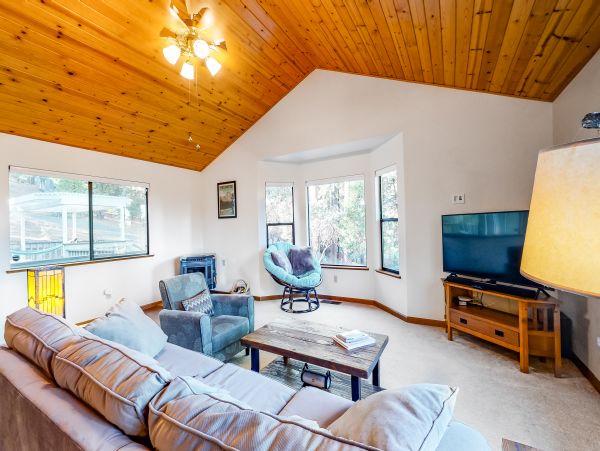 Yosemite Area Home 984563