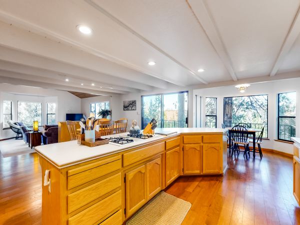 Yosemite Area Home 984563