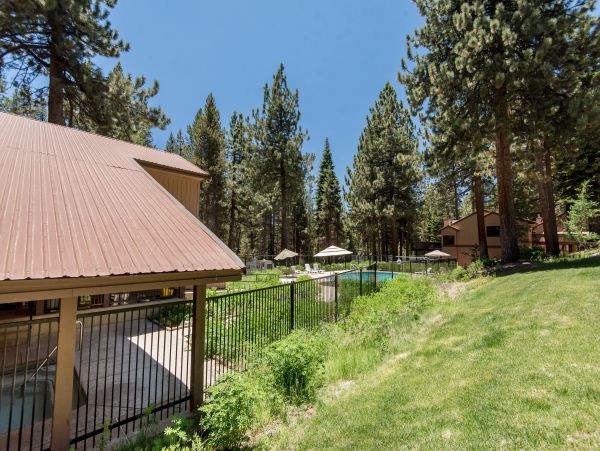 Yosemite Area Home 984564