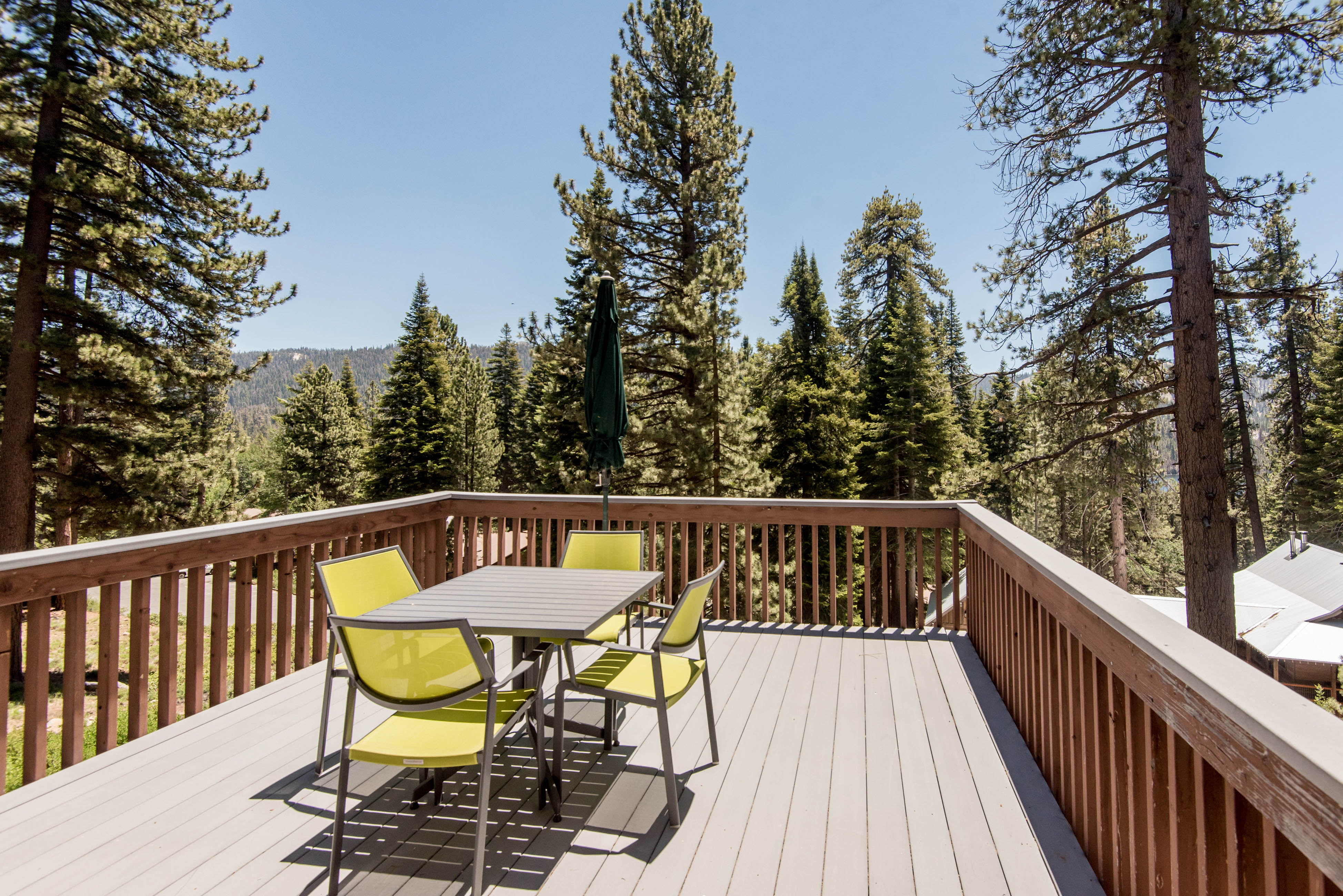 Yosemite Area Home 984564