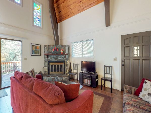 Yosemite Area Home 984565