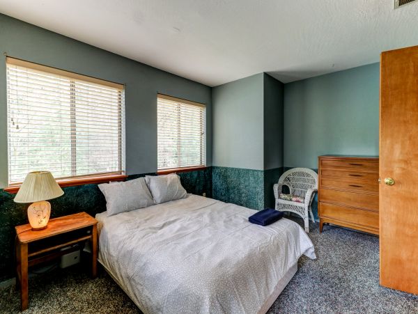 Yosemite Area Home 984569
