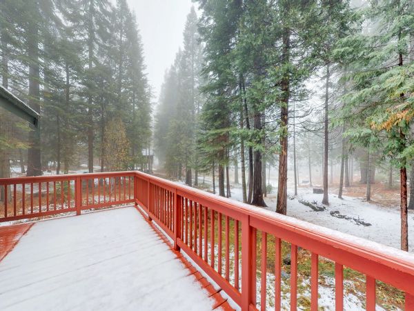 Yosemite Area Home 984570