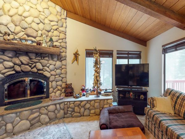 Yosemite Area Home 984570