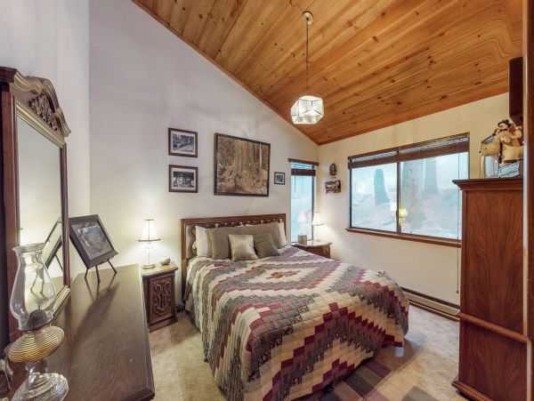Yosemite Area Home 984570