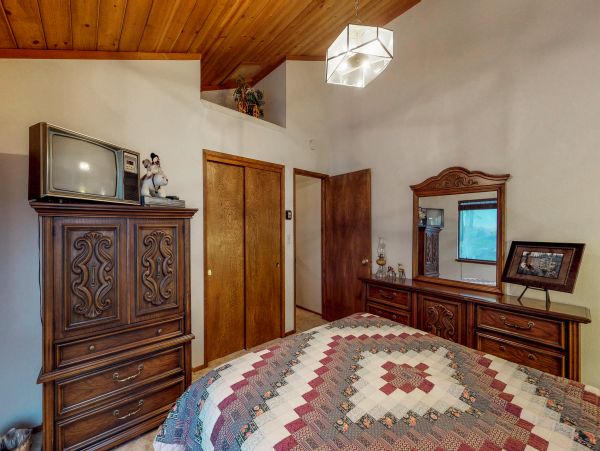 Yosemite Area Home 984570