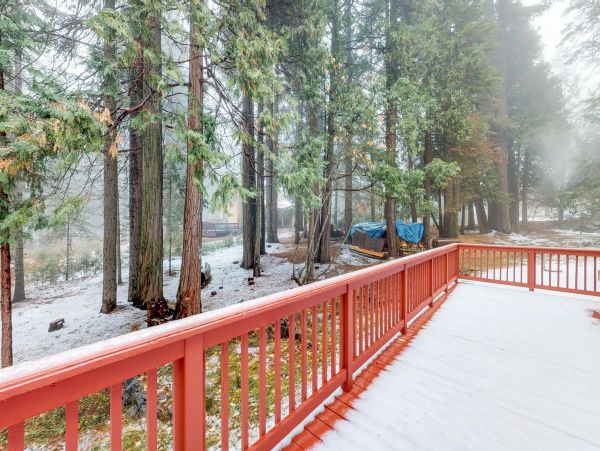 Yosemite Area Home 984570