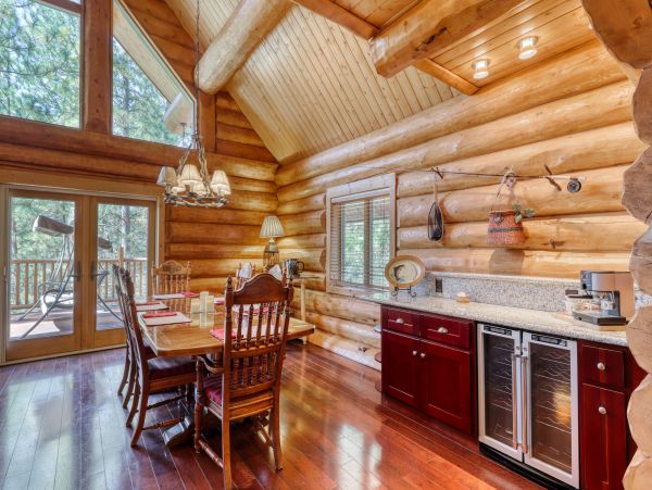 Yosemite Area Home 984571