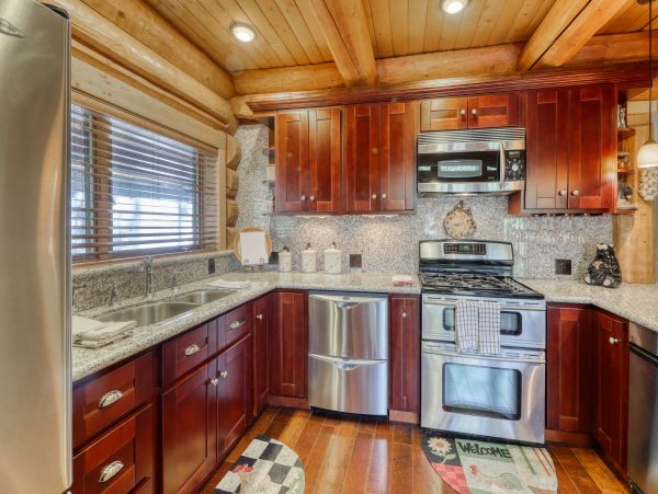 Yosemite Area Home 984571