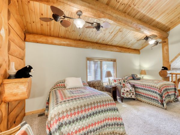 Yosemite Area Home 984571