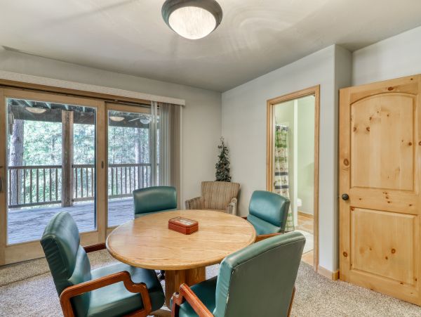 Yosemite Area Home 984571