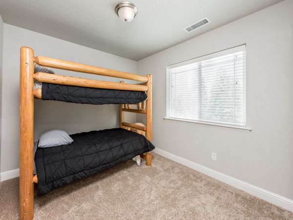 Yosemite Area Home 984572