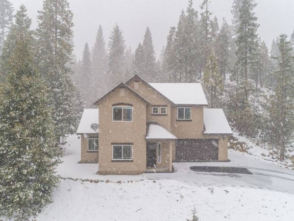 Yosemite Area Home 984572