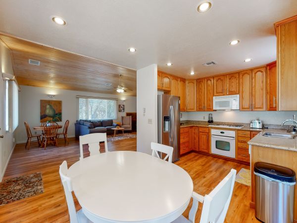 Yosemite Area Home 984573