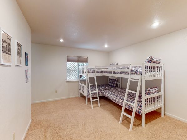 Yosemite Area Home 984573