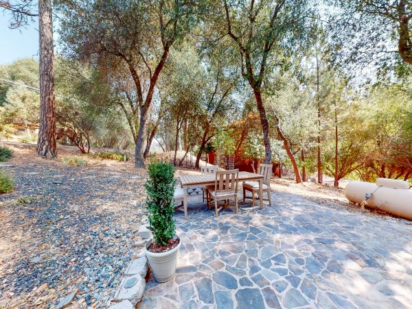 Yosemite Area Home 984573