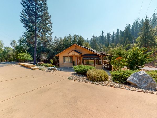 Yosemite Area Home 984573