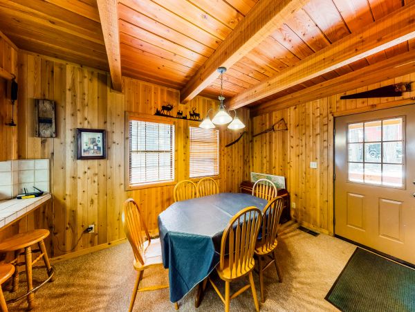 Yosemite Area Home 984574