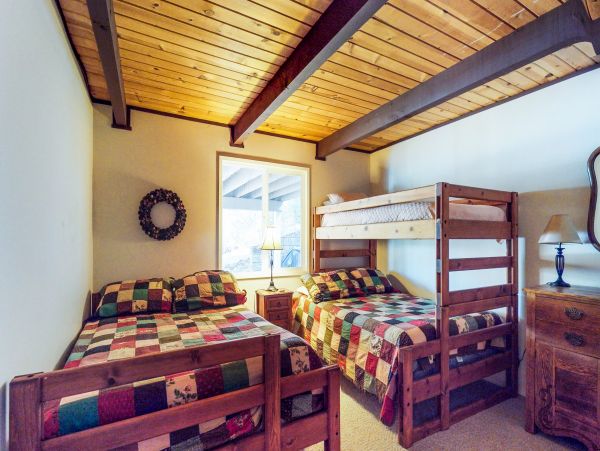 Yosemite Area Home 984575