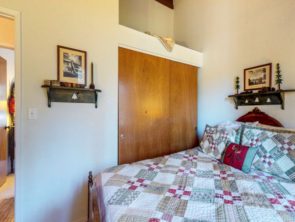 Yosemite Area Home 984575