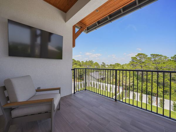 Santa Rosa Beach Nine Bedroom Vacation Home with Pool Spa