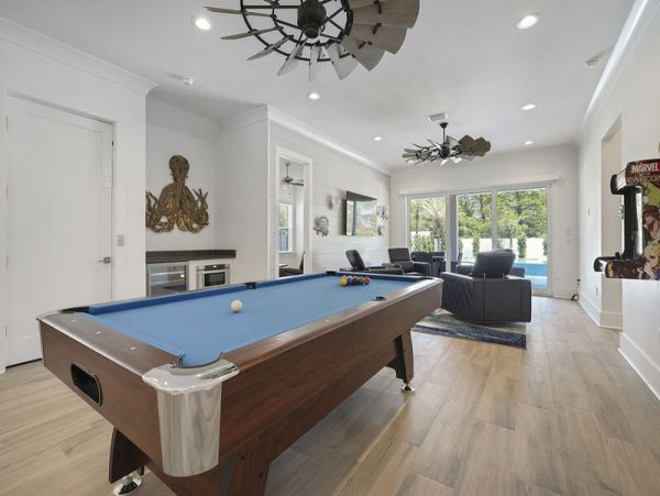 Santa Rosa Beach Nine Bedroom Vacation Home with Pool Spa