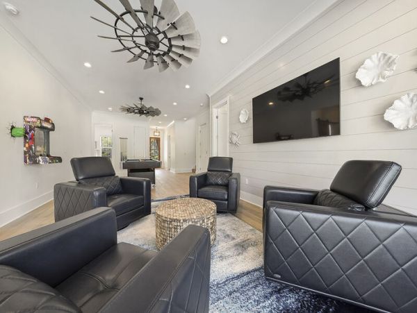 Santa Rosa Beach Nine Bedroom Vacation Home with Pool Spa