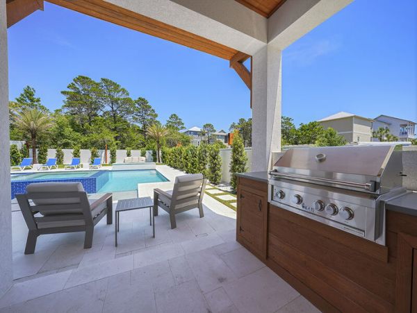 Santa Rosa Beach Nine Bedroom Vacation Home with Pool Spa