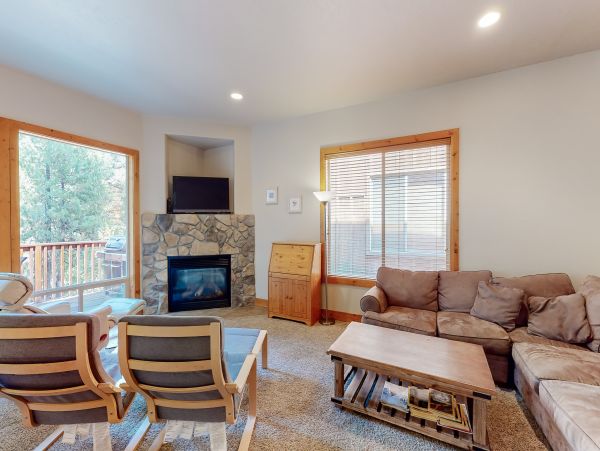 Yosemite Area Home 984577