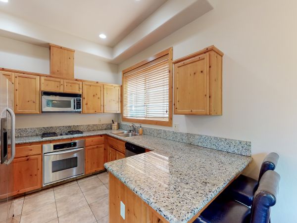 Yosemite Area Home 984577