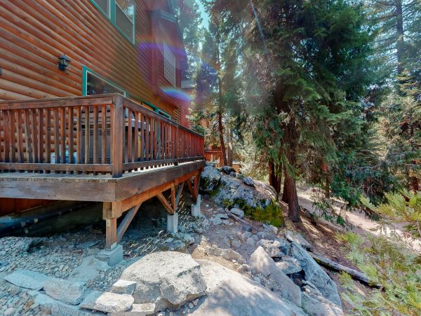 Yosemite Area Home 984577