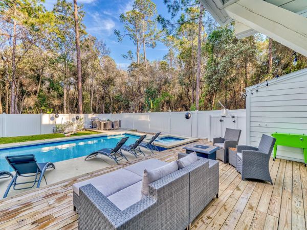 Great Five Bedroom Seagrove Home Private Pool Walk to Beach