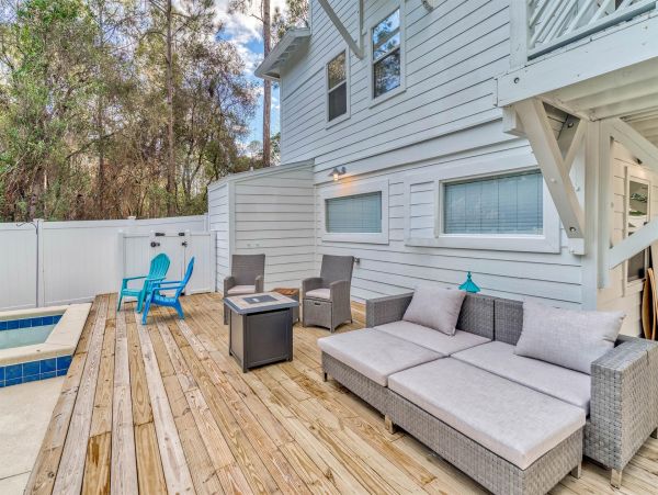Great Five Bedroom Seagrove Home Private Pool Walk to Beach