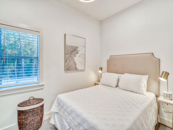 Great Five Bedroom Seagrove Home Private Pool Walk to Beach