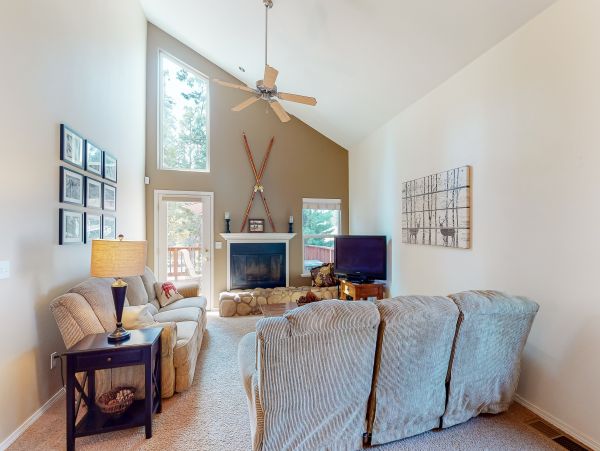 Yosemite Area Home 984579