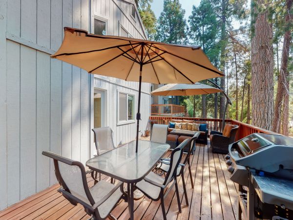 Yosemite Area Home 984579
