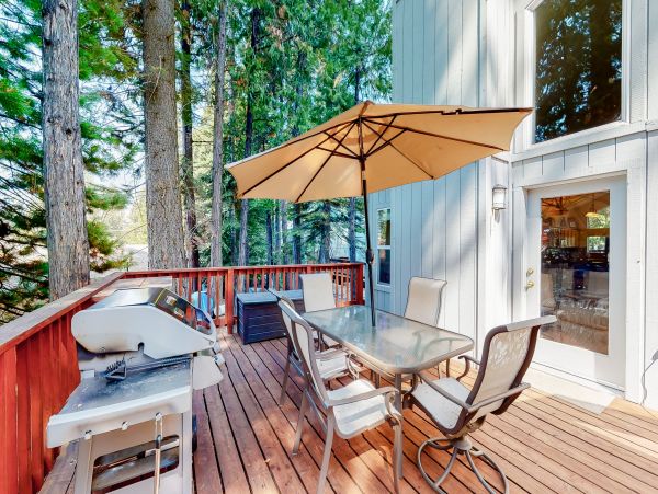 Yosemite Area Home 984579