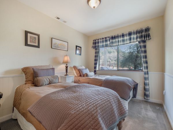 Yosemite Area Home 984580