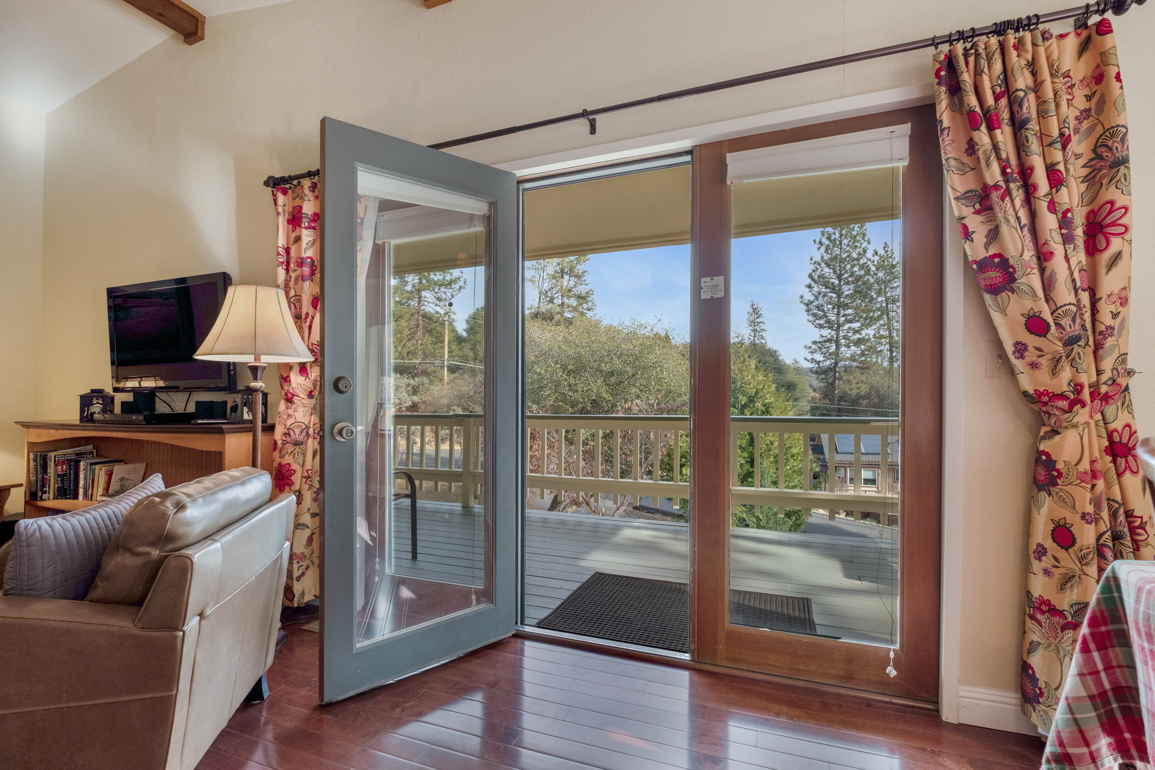 Yosemite Area Home 984580