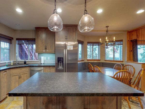 Yosemite Area Home 984582