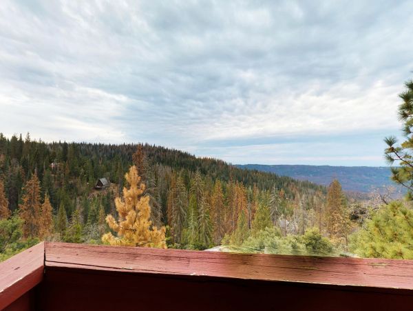 Yosemite Area Home 984582
