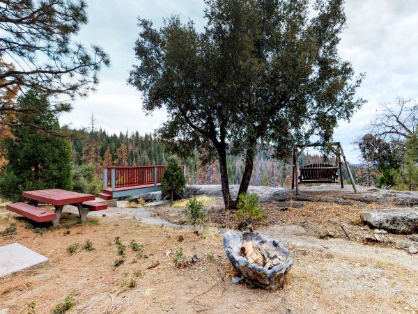 Yosemite Area Home 984582